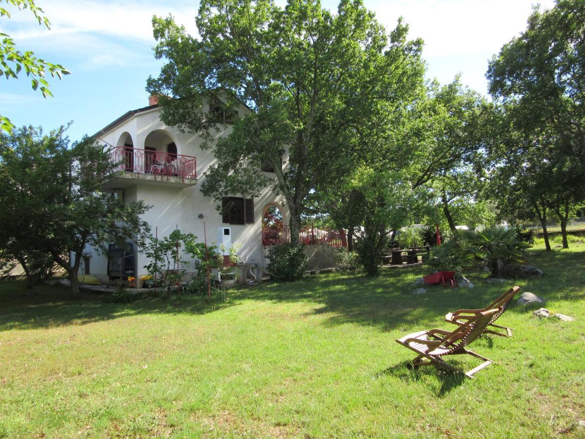 Villa Kucan 포라트 외부 사진
