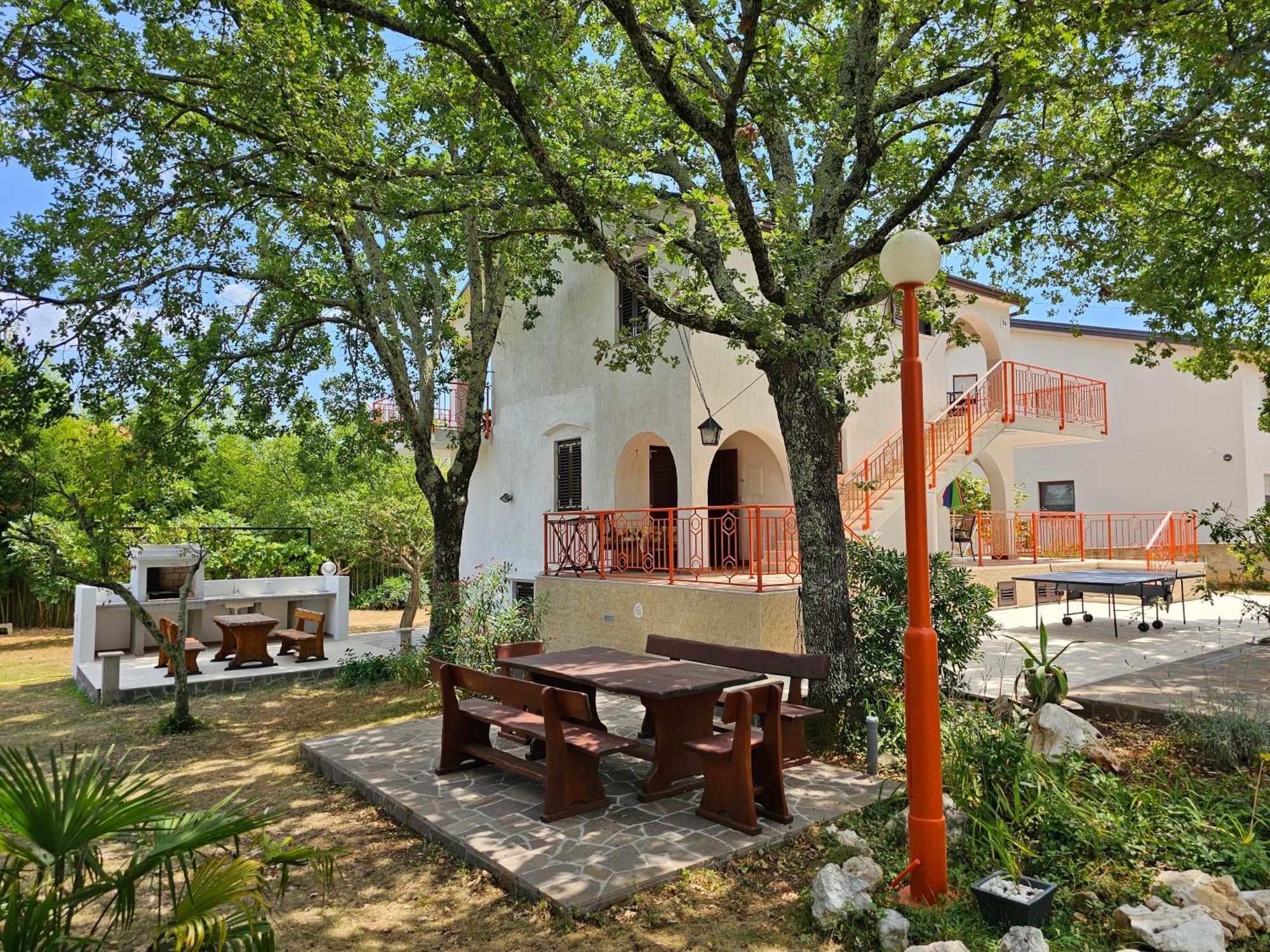 Villa Kucan 포라트 외부 사진
